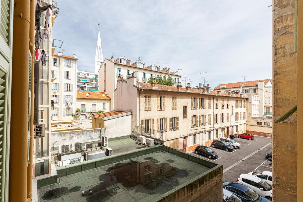 Large 3 Bdr Center Appartement Nice